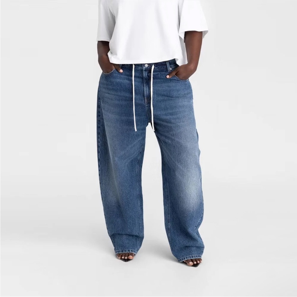 KBB by KAHLANA Women's Mid-Rise Barrel Leg 'The Lynnox Jean' - Dark